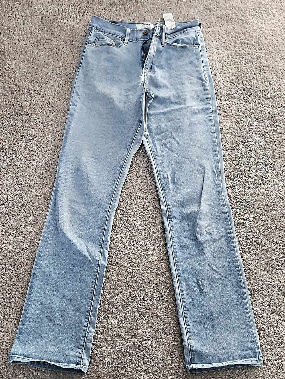 Denizen from Levi's High-Rise Straight in Blue Waist 26